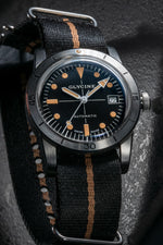 Carregue a imagem no visualizador da Galeria, Relógio Glycine GL0501 Sea Kraken Unissex 39mm
