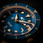Carregue a imagem no visualizador da Galeria, Relógio Christopher Ward C65 Aquitaine Bronze COSC - Automático - 41mm
